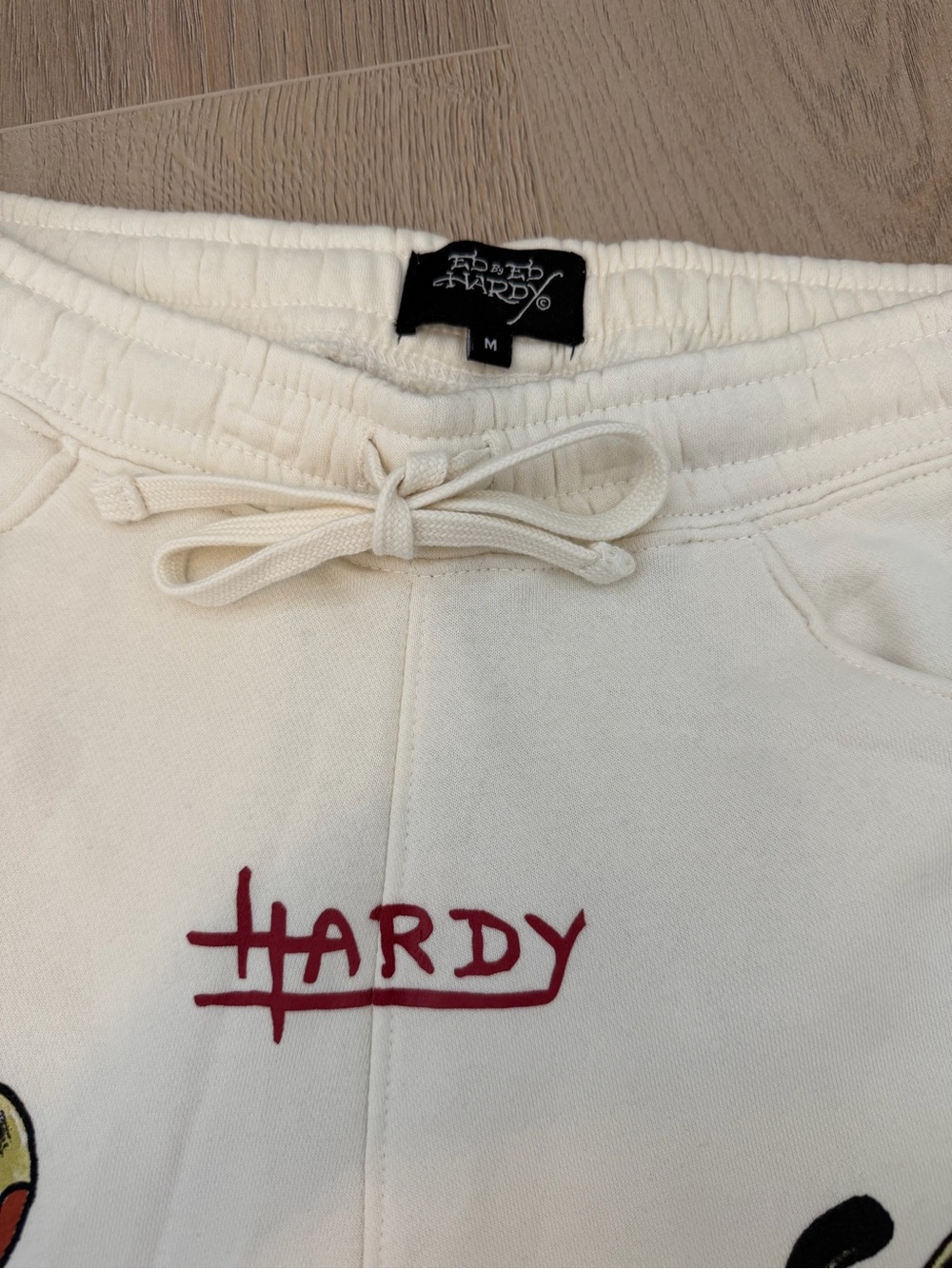 NWT ED HARDY Panther Skull Dagger Fleece Sweat Shorts White Ivory Men’s M - Picture 7 of 8